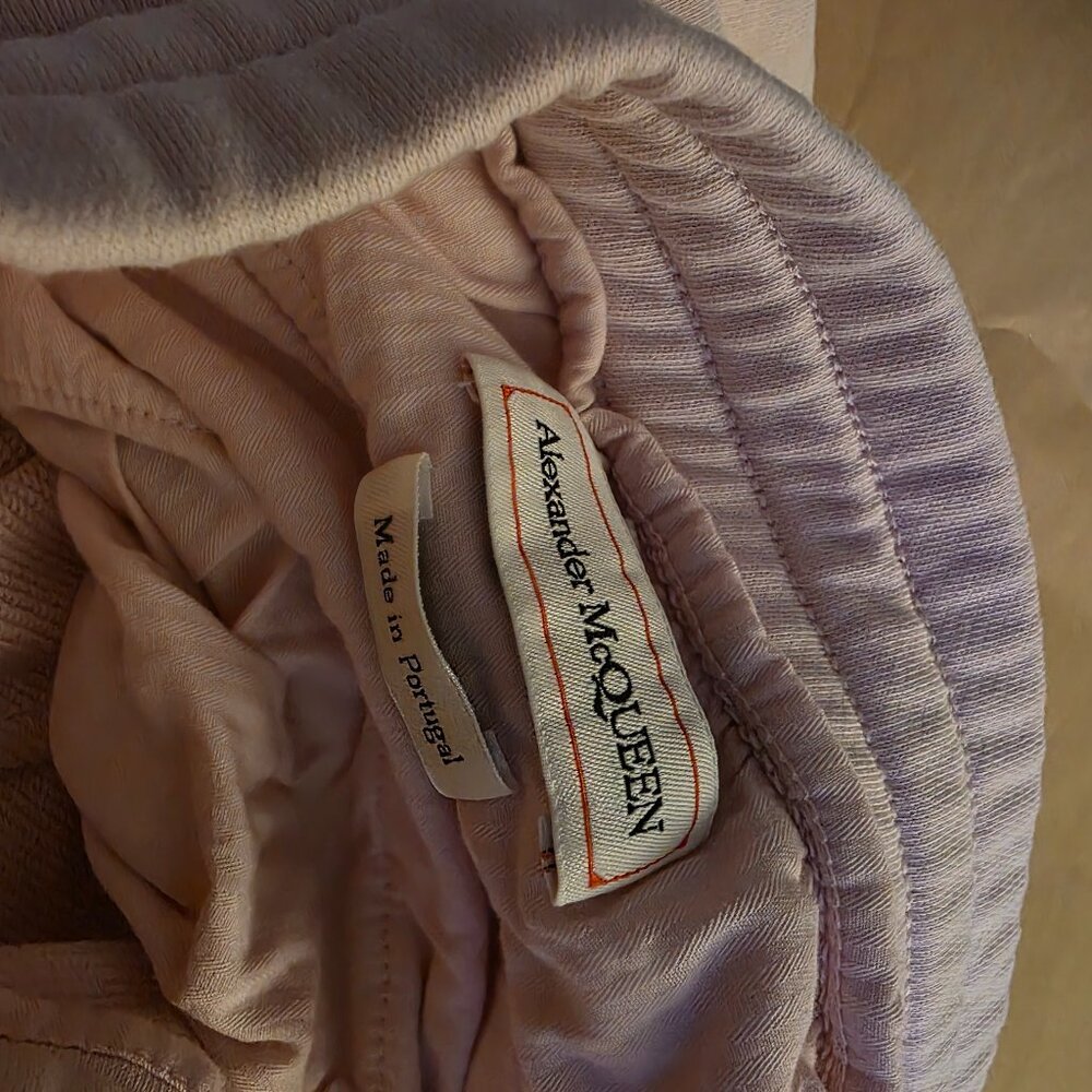 alexander mcqueen shorts pink with logo